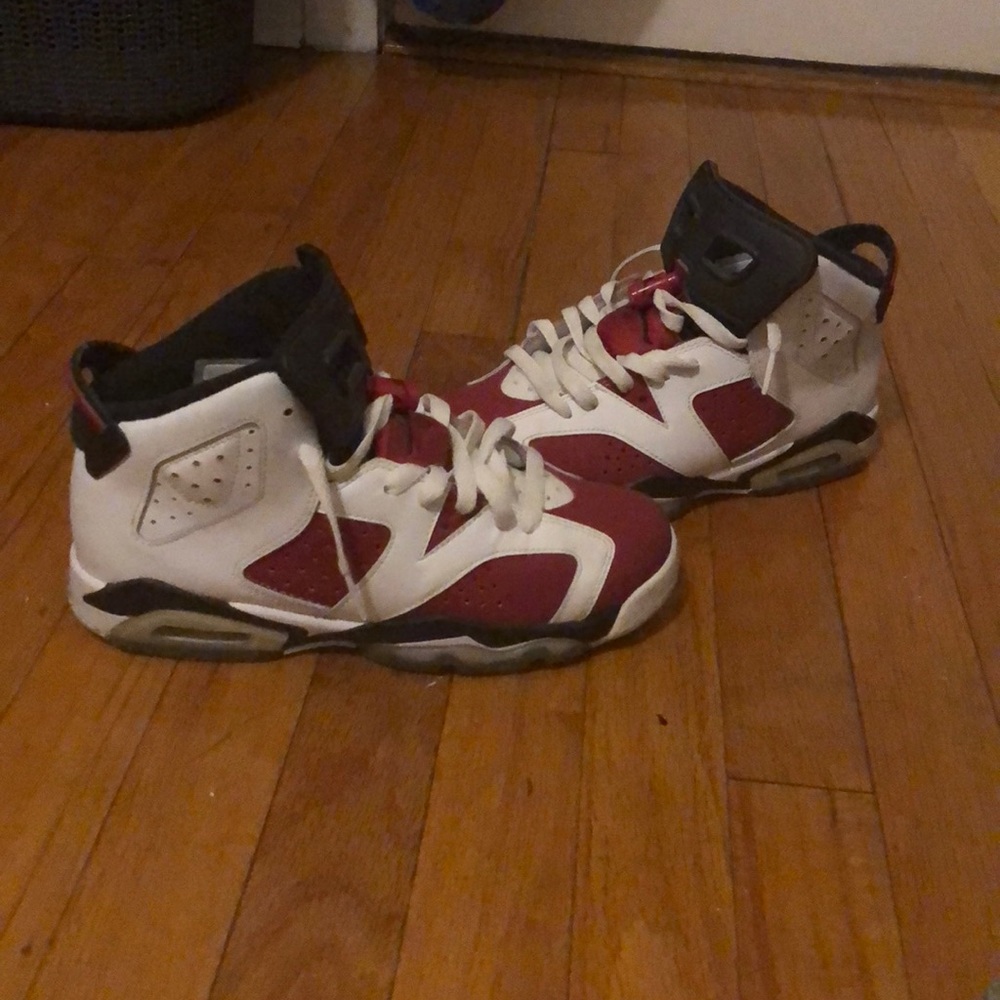 Jordan Retro 6’s Carmine